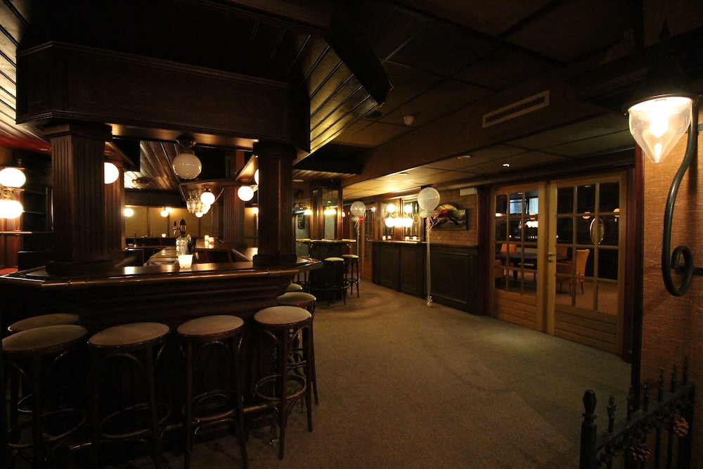 Fletcher Hotel-Restaurant De Witte Raaf 5/46