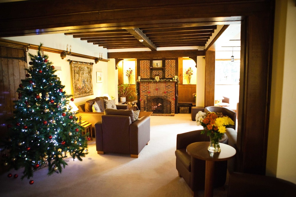 Little Silver Country Hotel 23/43