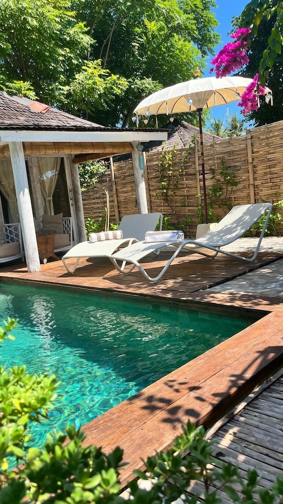 LES VILLAS OTTALIA GILI MENO 42/50