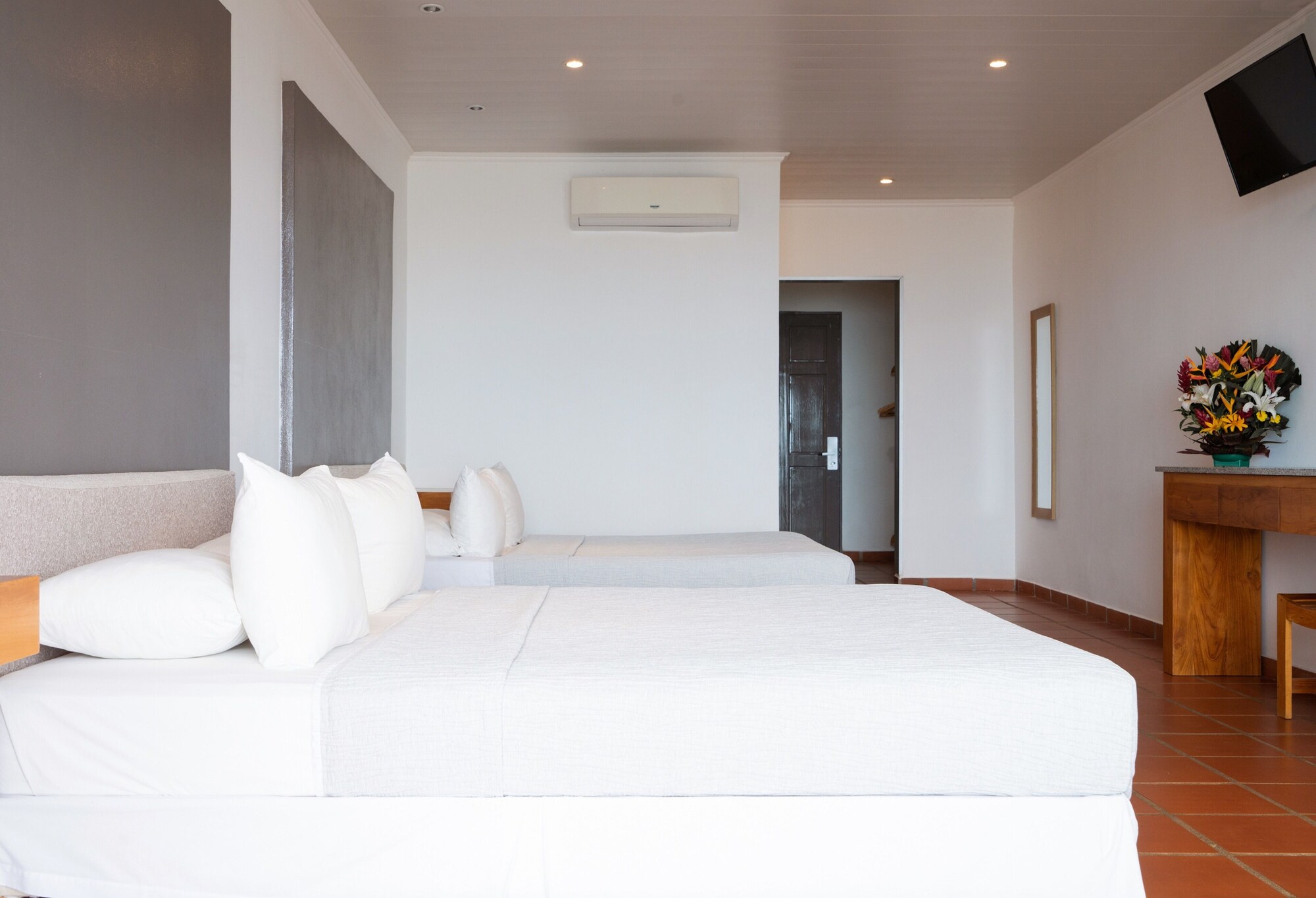 Sunset, Superior, 2 Queen Beds, Ocean View