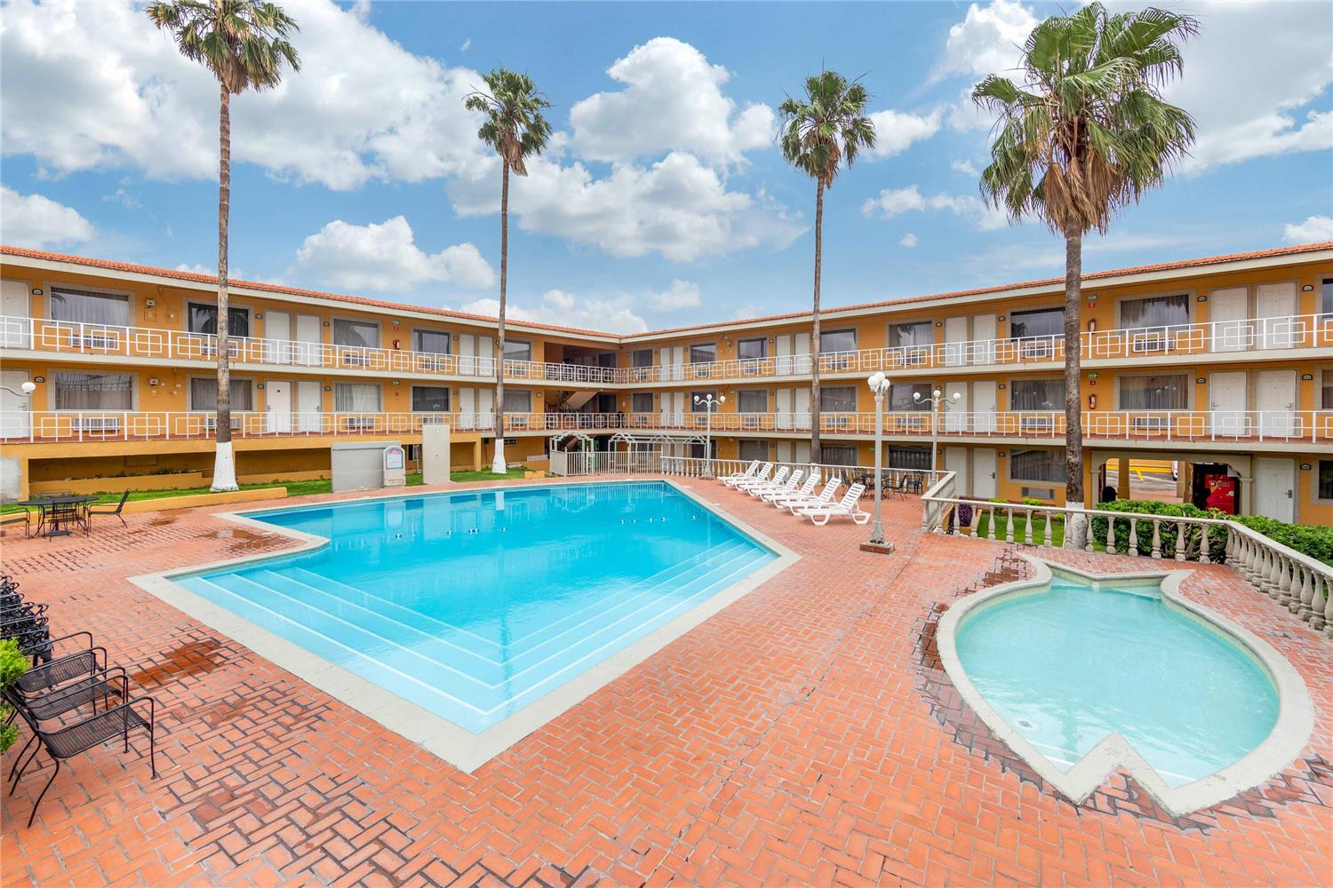 Quality Inn Piedras Negras, COA 22/23