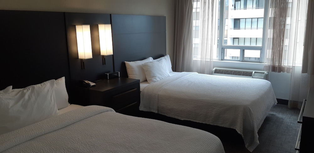 Residence Inn by Marriott London Downtown 10/45