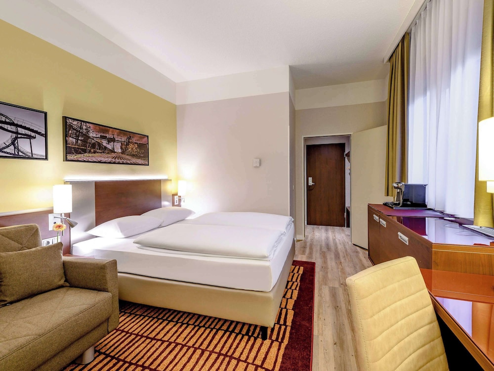 Mercure Hotel Duisburg City 14/68