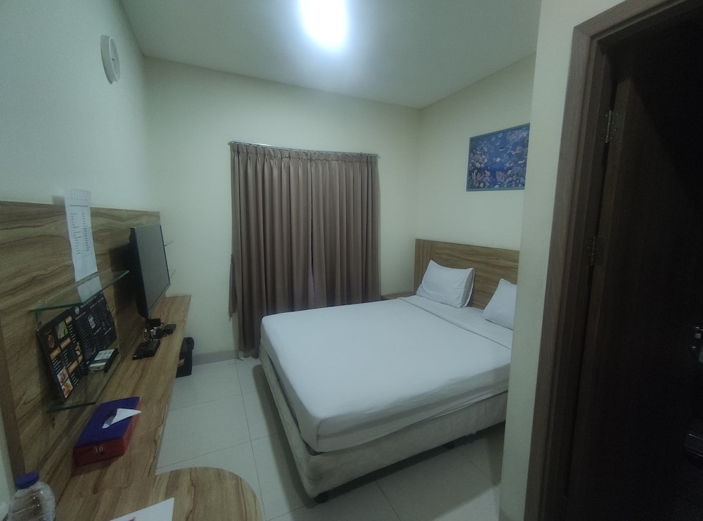 Oyo 115 Portal Residence 18/54