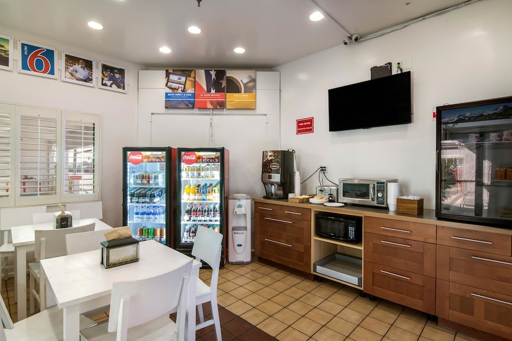 Motel6 Monterey Park, CA 27/47