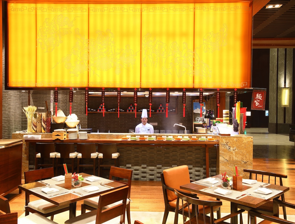restaurant cafeteria