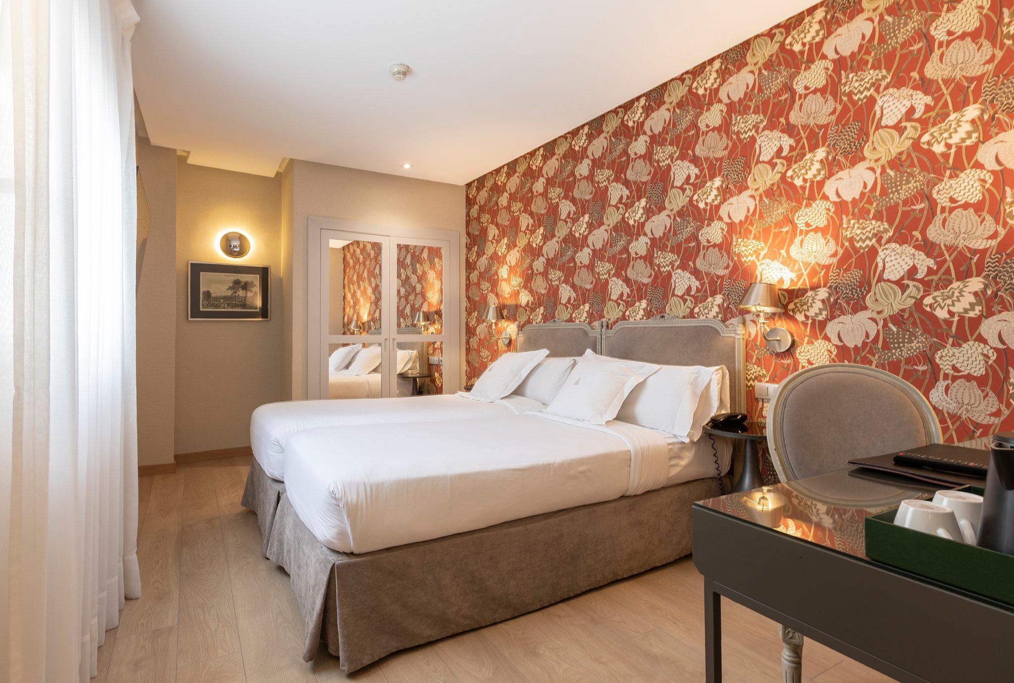 Suite, Twin Beds