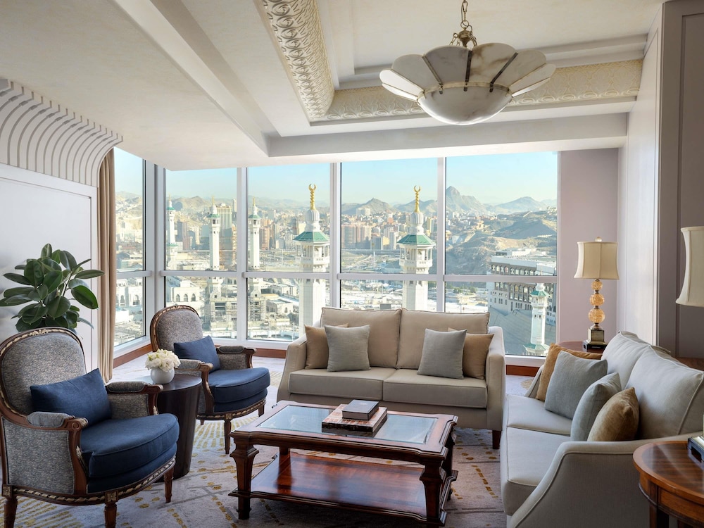فندق قصر مكة رافلز(Raffles Makkah Palace) 51/73