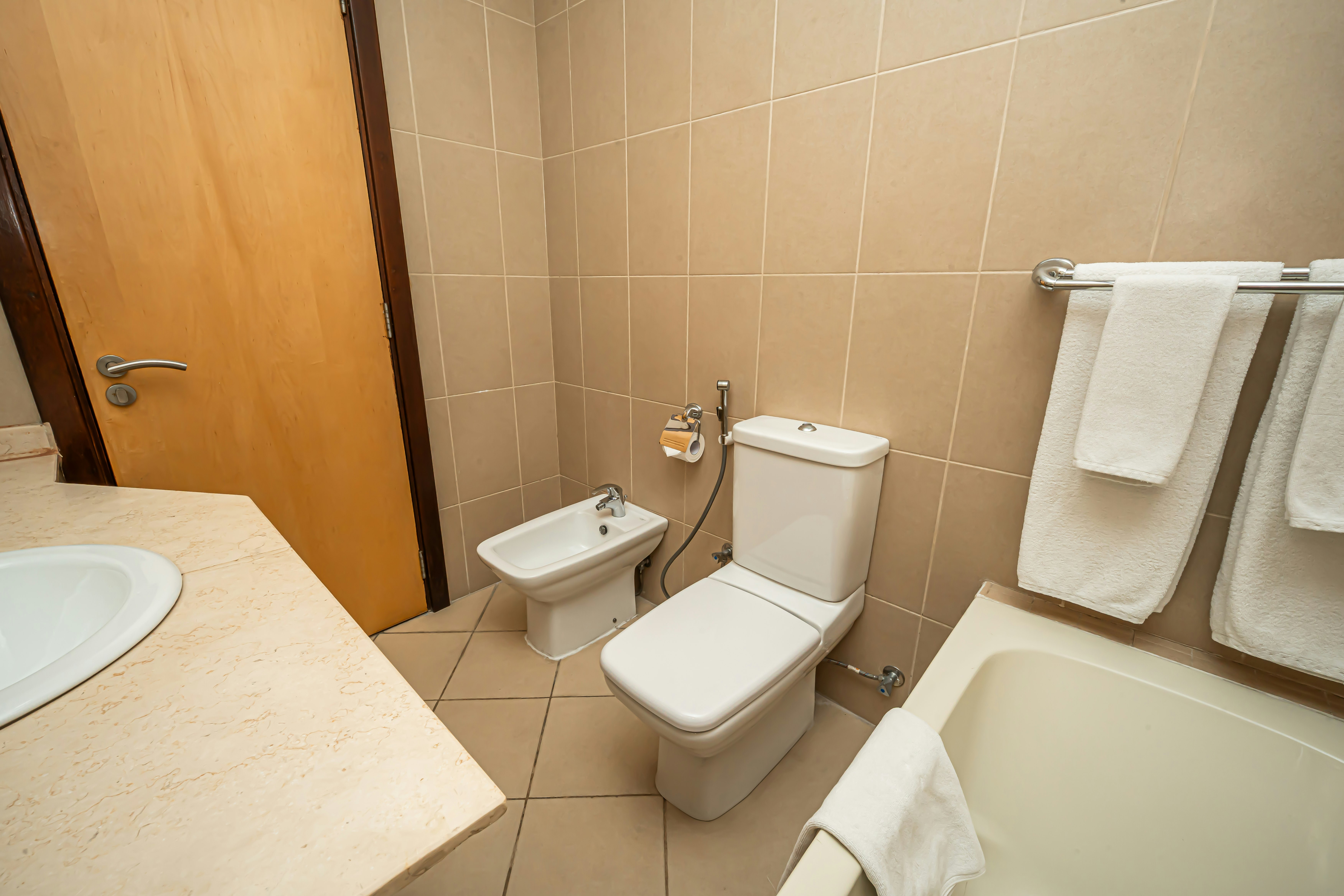 Kingsgate Hotel Doha 78/81