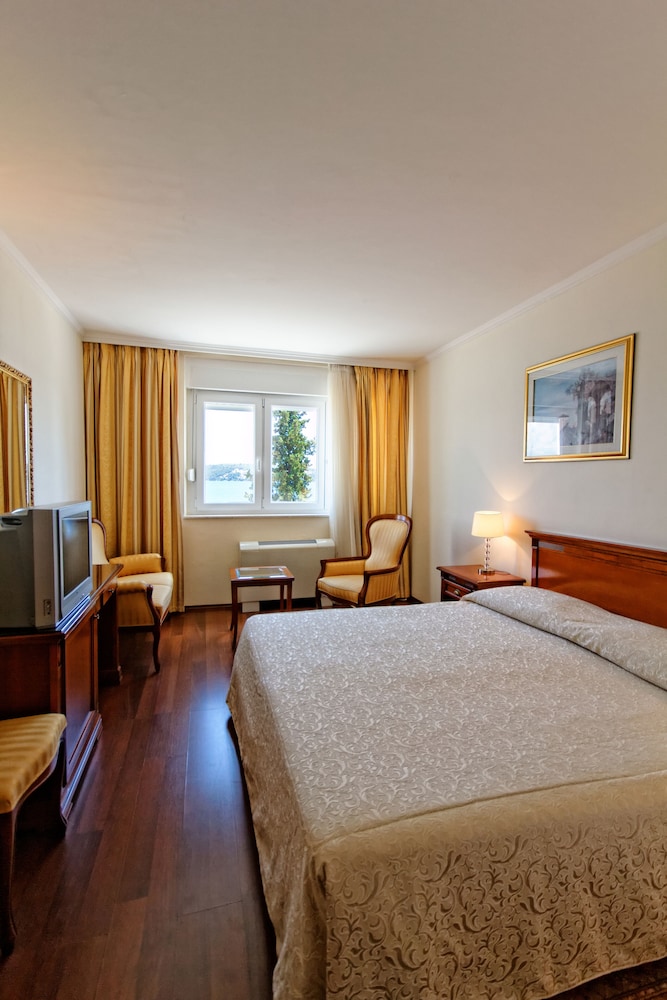 All Inclusive Hotel Val 13/50