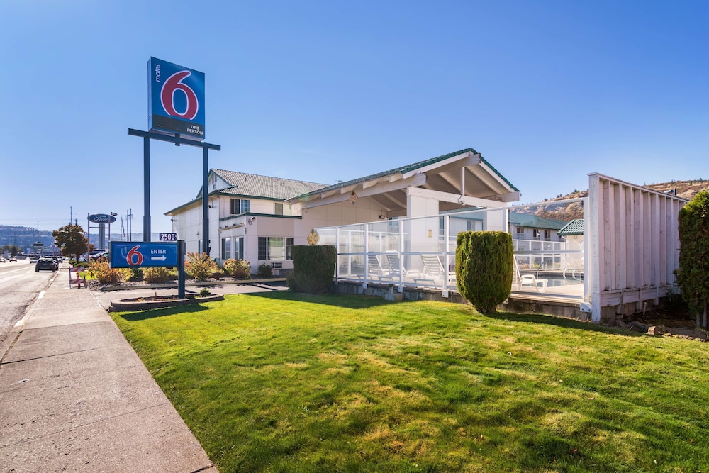 Motel6 The Dalles, OR 35/41