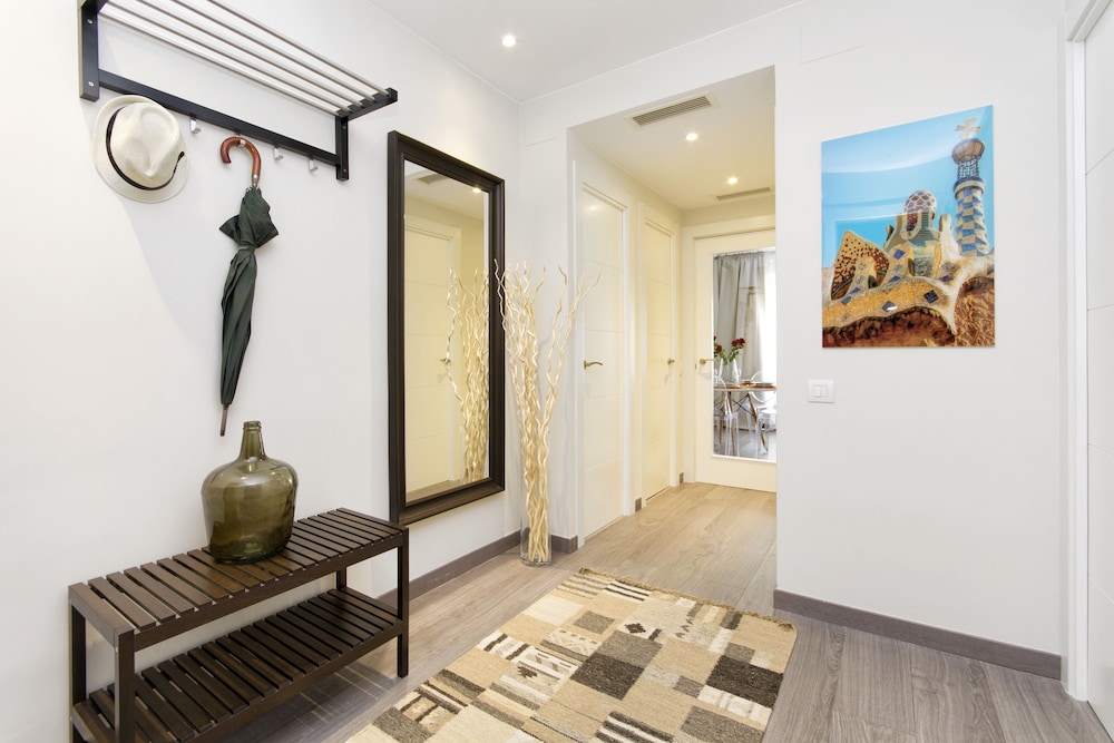 Mercedes Heritage Barcelona Apartments photo5