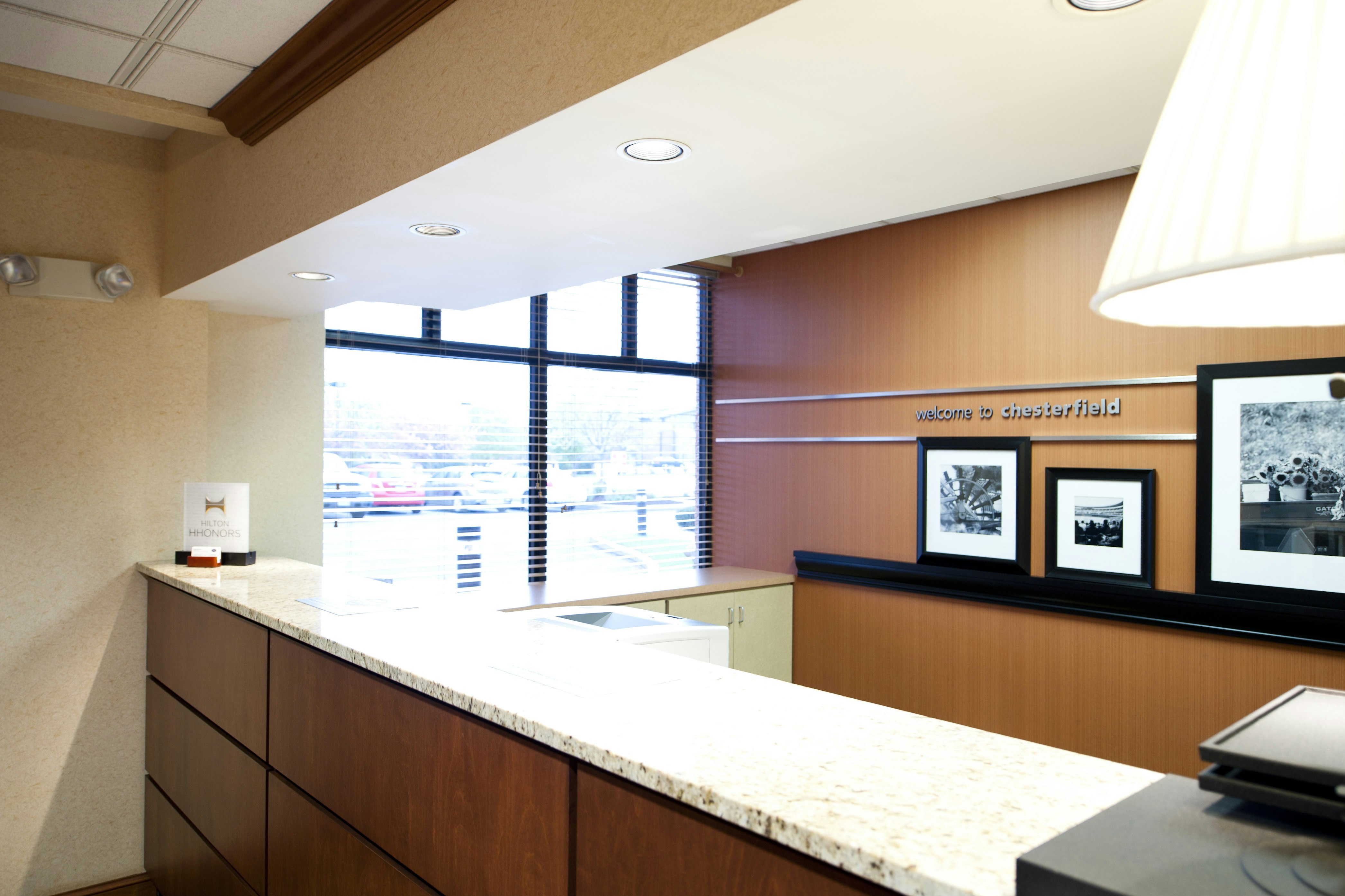 Hampton Inn & Suites St. Louis/Chesterfield 12/81