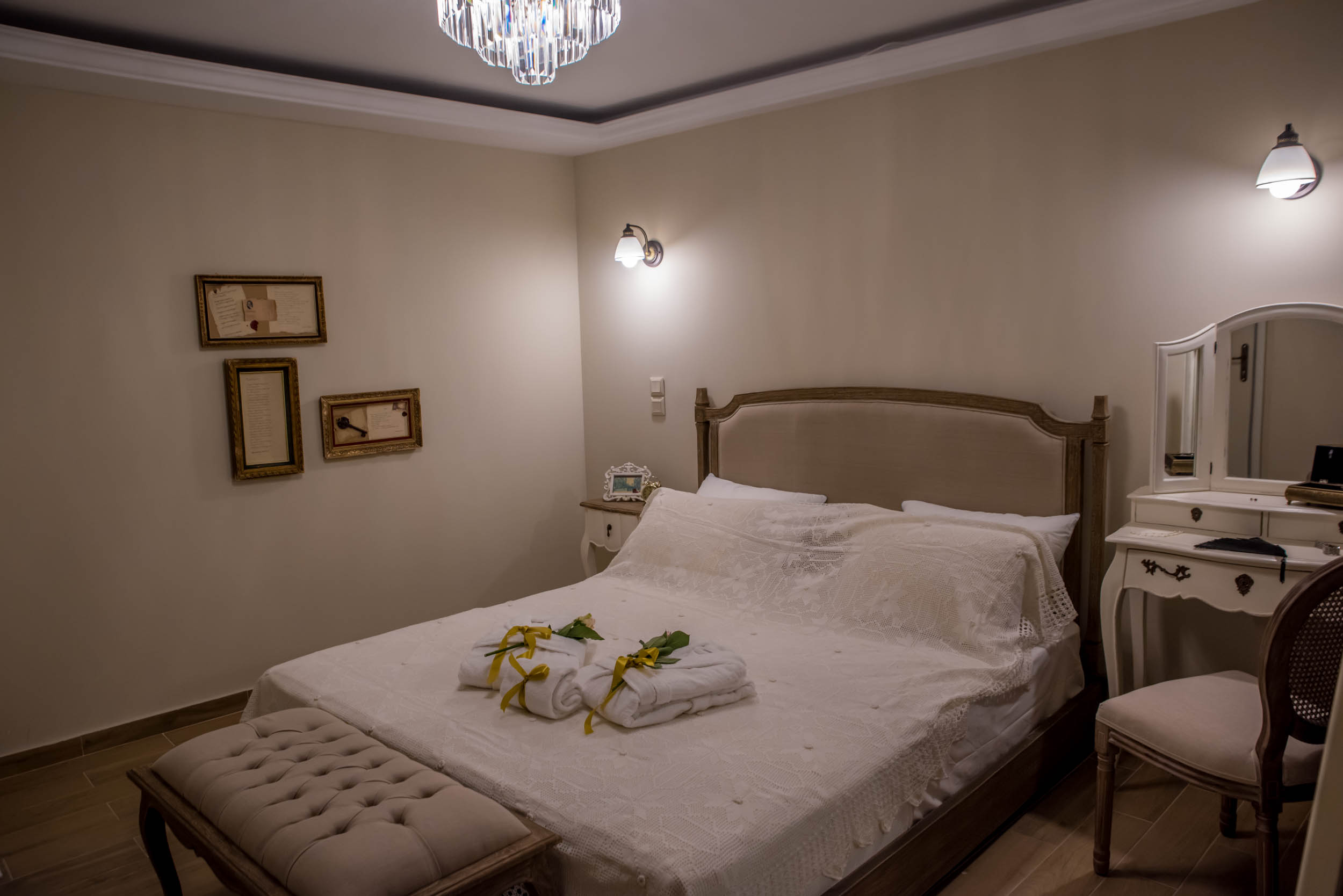 2 Bedrooms, Suite