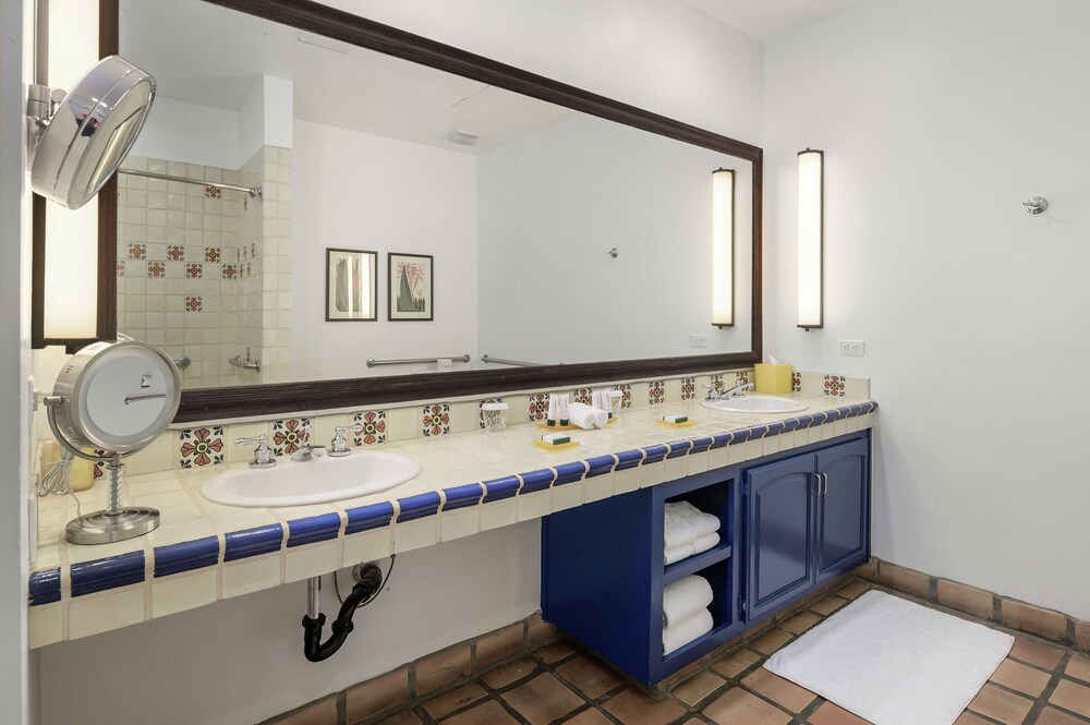 La Quinta Resort & Club, Curio Collection by Hilton 60/77