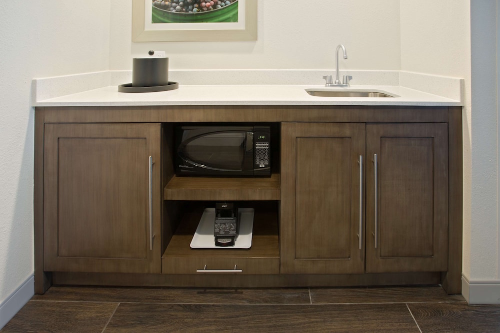 Hampton Inn & Suites-Seattle Woodinville WA 22/51