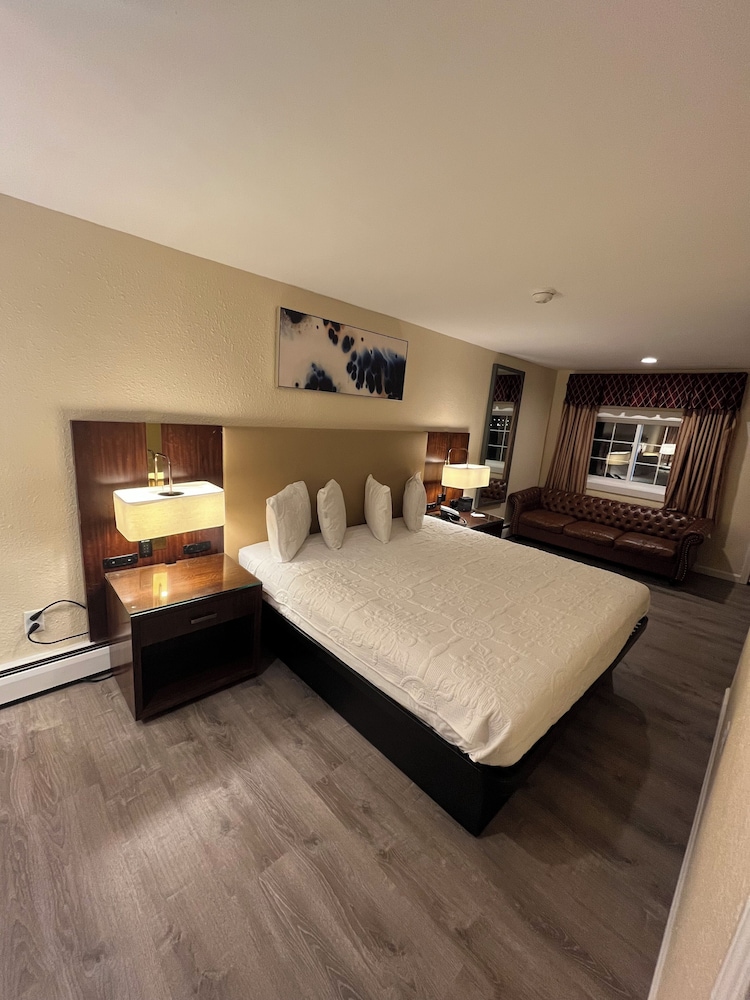 Anchorage Inn of Rochester 7/60