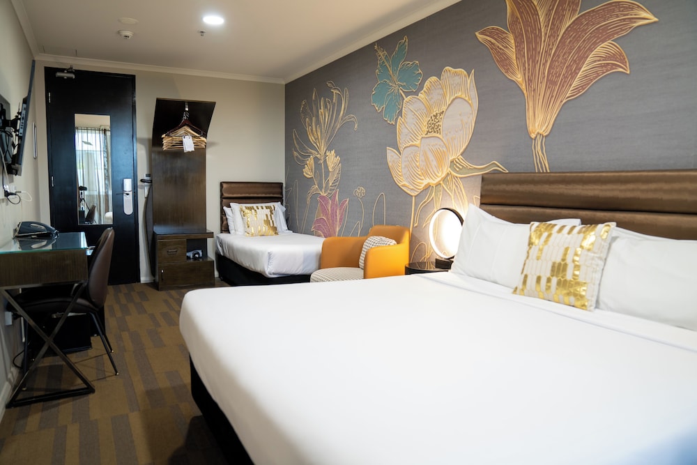 Plus, 1 King and 1 Single Beds