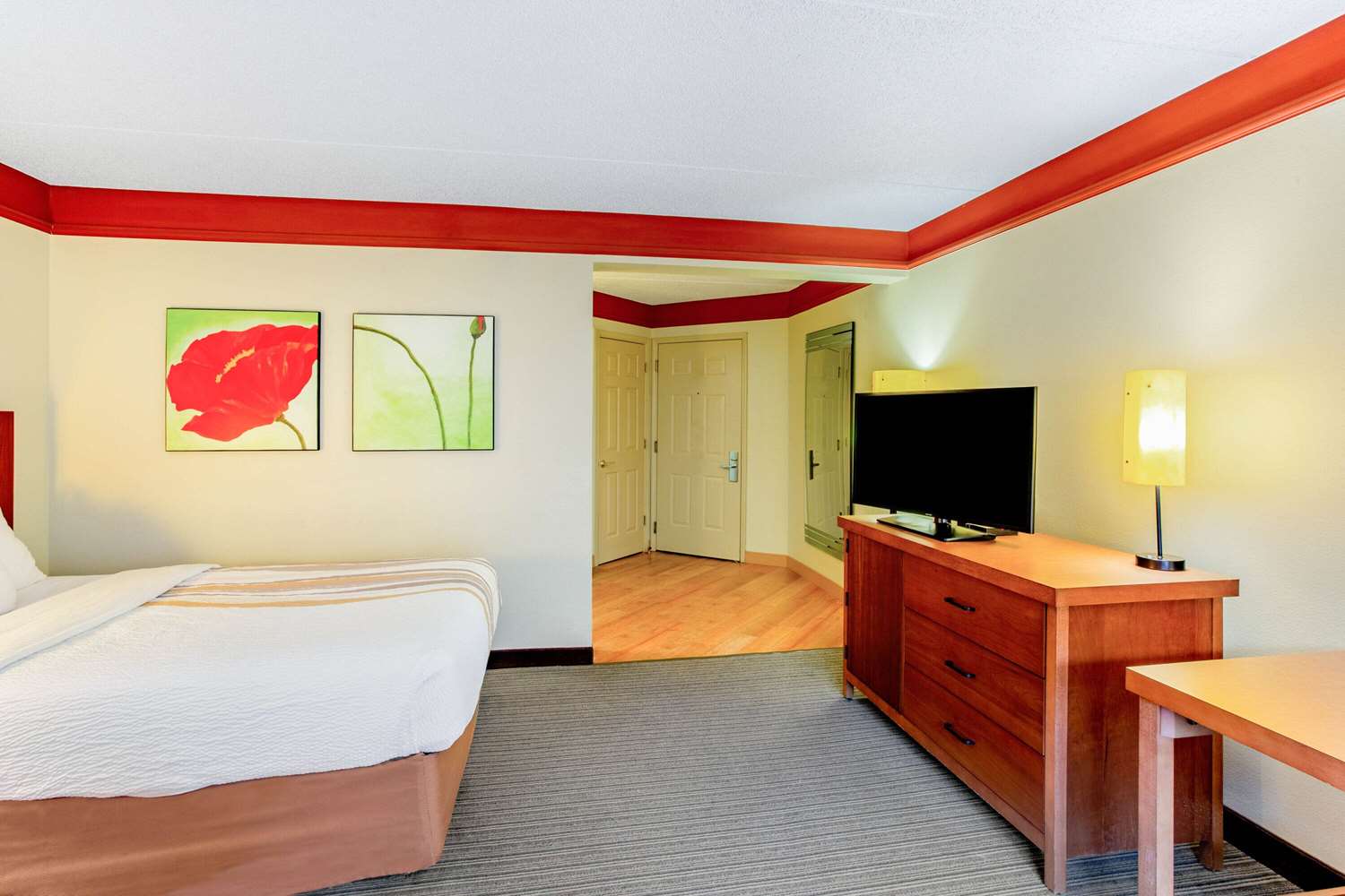 La Quinta Inn & Suites by Wyndham Raleigh/Durham Southpoint 16/38