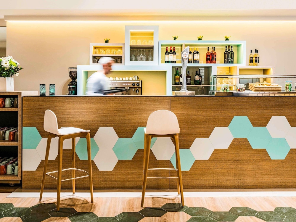 Ibis Styles Barcelona Centre Hotel 49/73