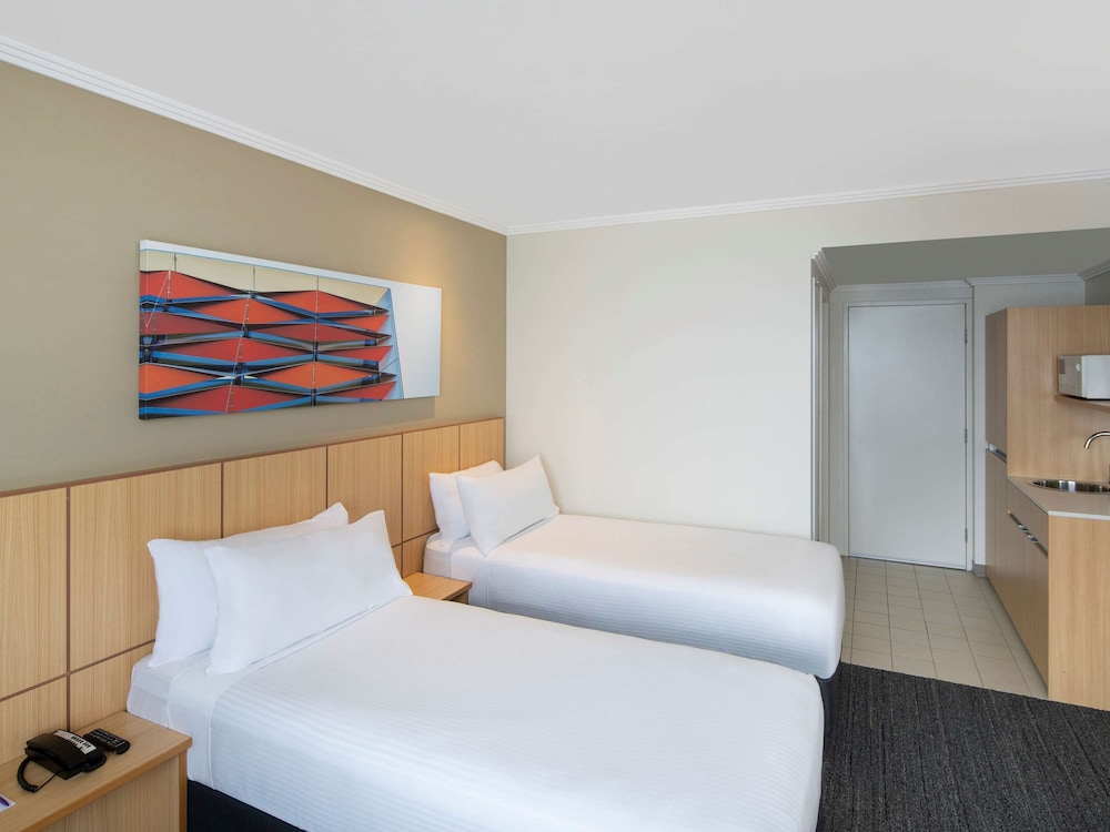 Mercure Sydney Bankstown 19/49
