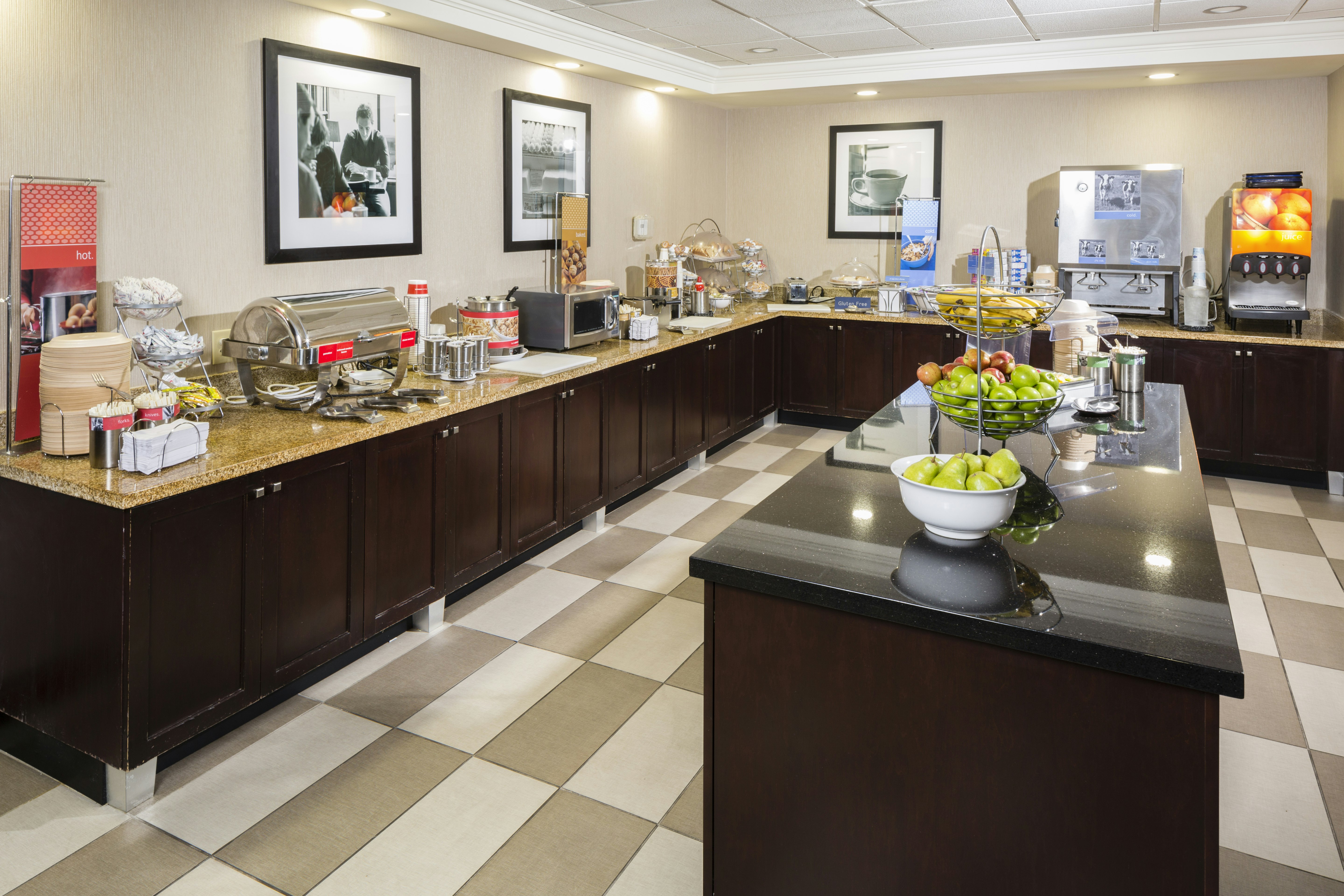Hampton Inn & Suites Las Vegas South 9/16