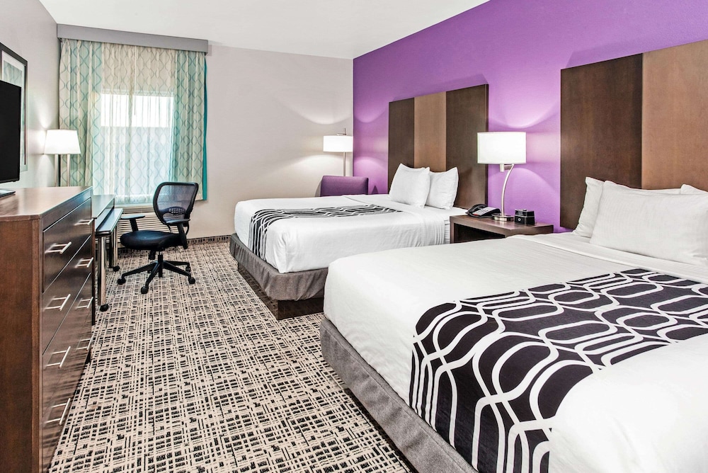 La Quinta Inn & Suites by Wyndham Lubbock South 18/48