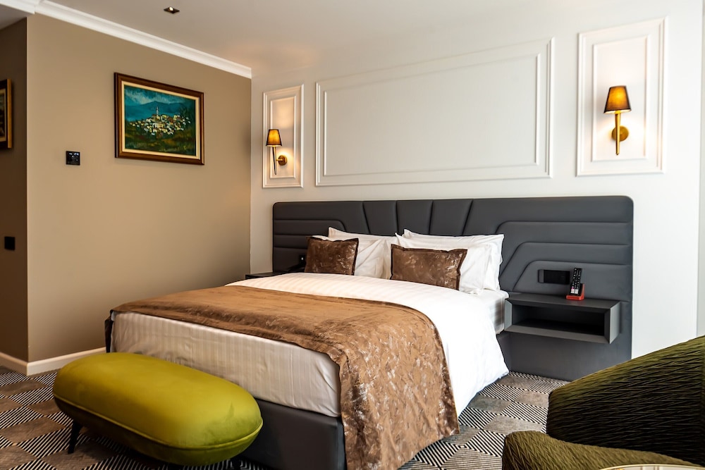 Sky Airport Hotel 22/61