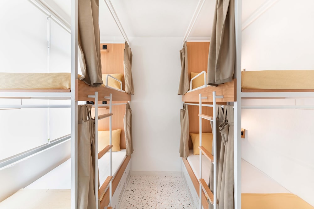 Be Bold Hostel 32/43