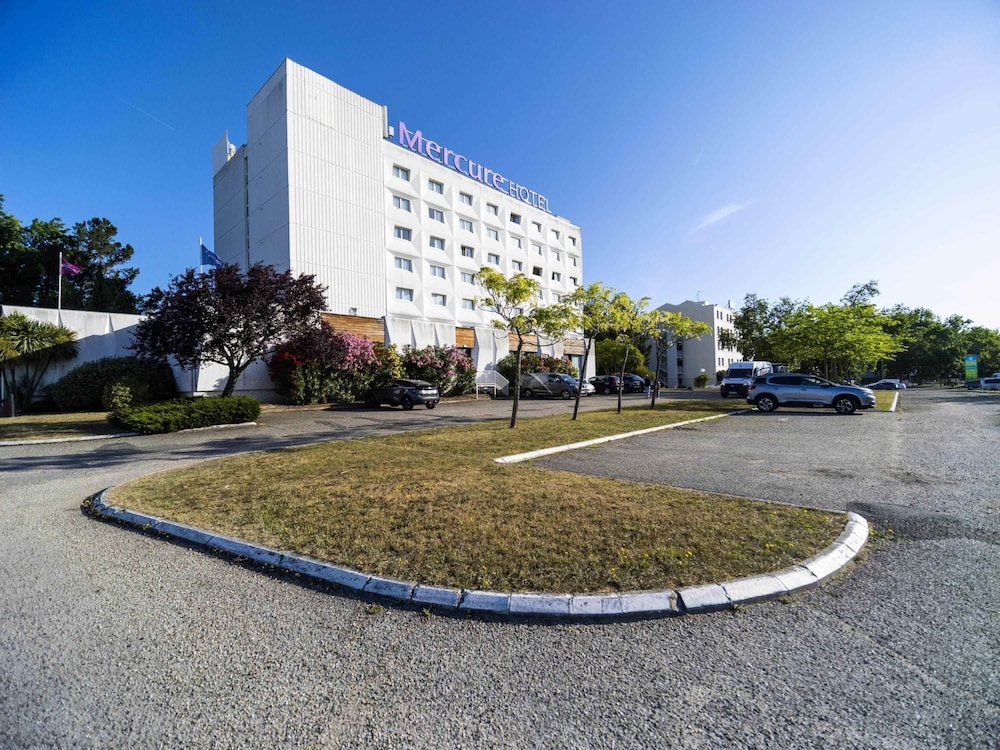 Mercure Bordeaux Lac Hotel 71/77
