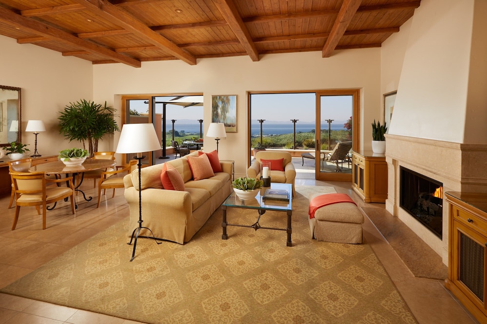 The Resort At Pelican Hill 44/84