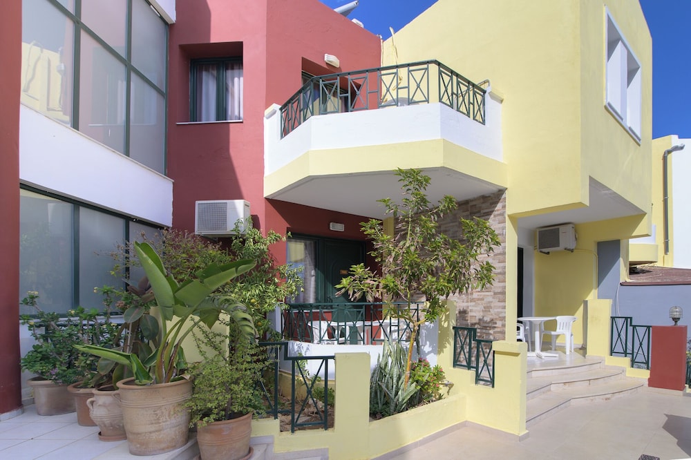 Ariadni Palace 7/60