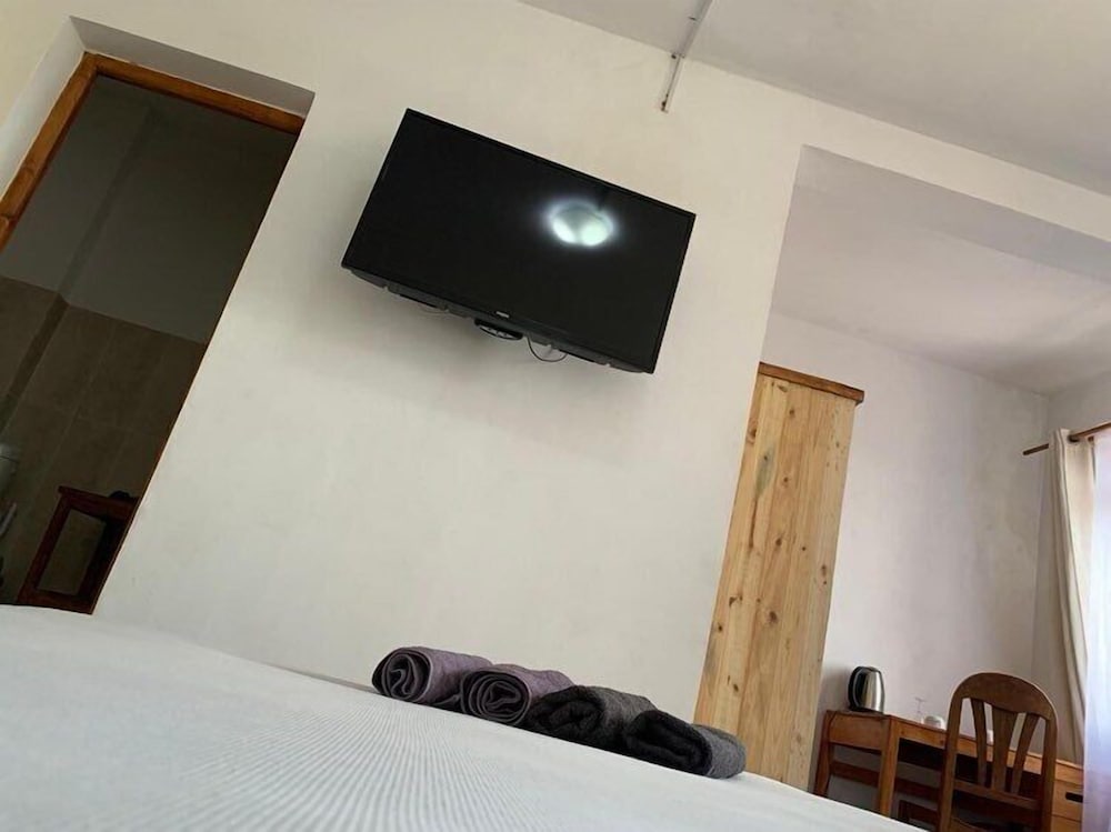 Iarimbato Hotel 8/18
