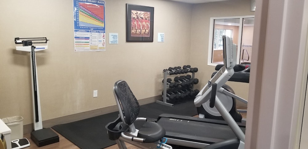 Holiday Inn Express Hotel Suites Hampton South Seabrook 39/78