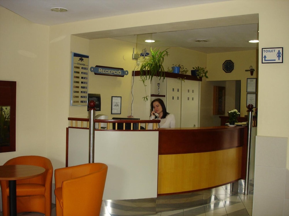 Tisza Alfa Hotel 5/48