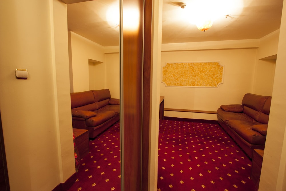 Prahova Plaza Hotel 26/35