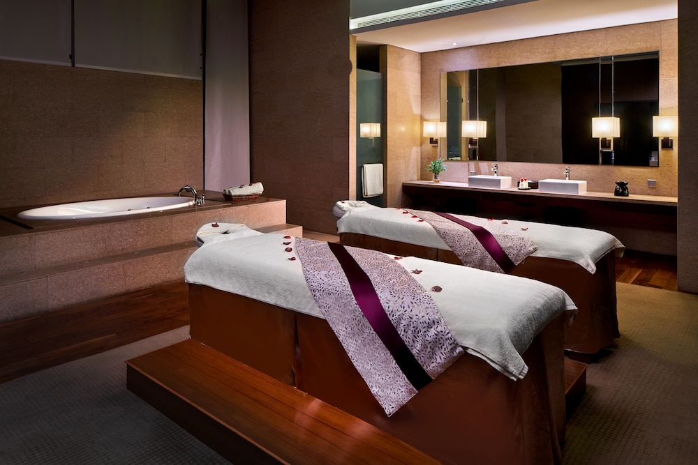 Crowne Plaza Tianjin Binhai 21/50