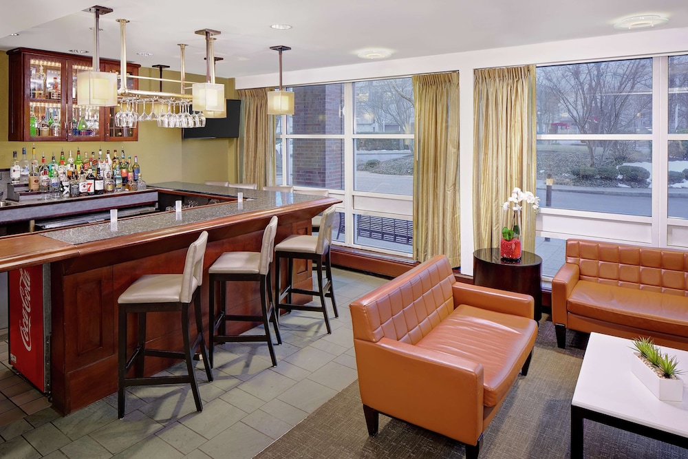 DoubleTree by Hilton Boston Bayside 28/44