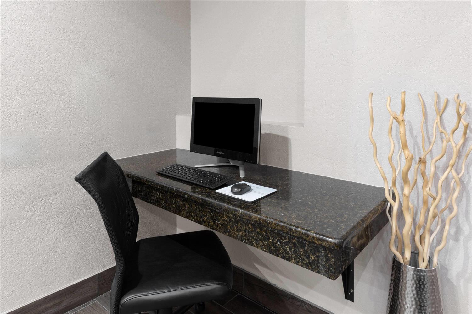 Super 8 By Wyndham San Antonio/Alamodome Area 29/38