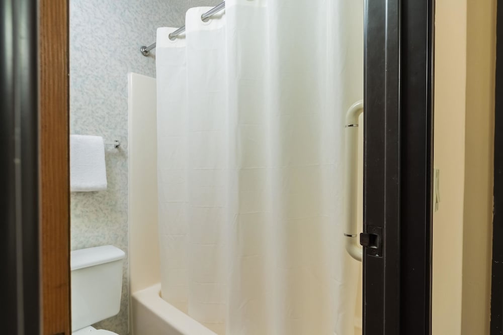 Rodeway Inn Red Wing, MN 17/44