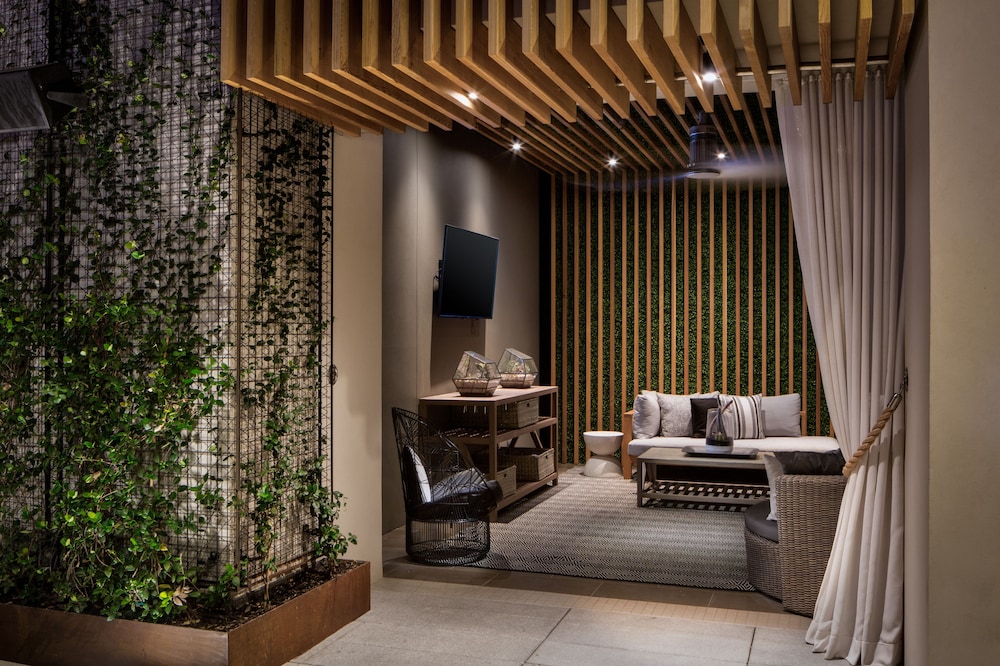 JW MARRIOTT AUSTIN 49/75