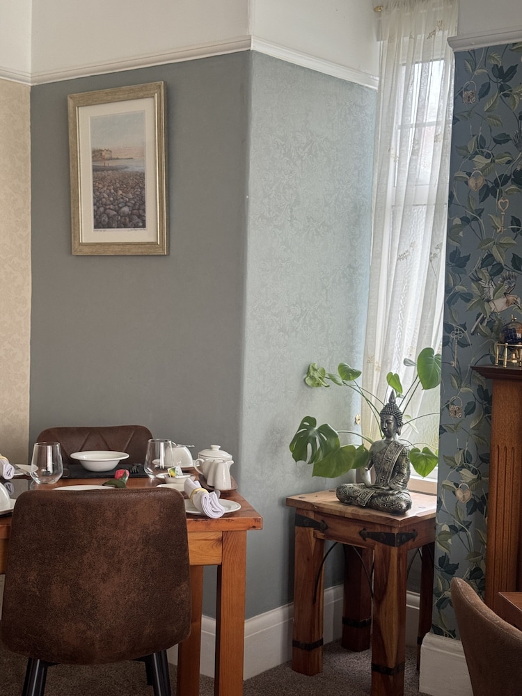 Rosaire Guest House 34/43