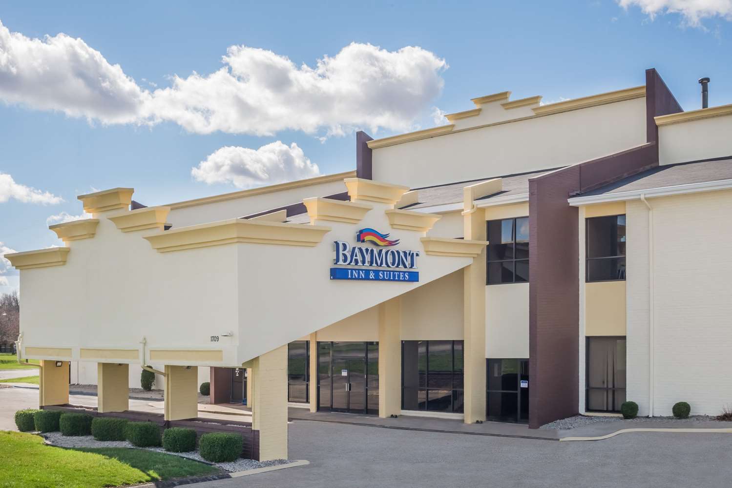 Baymont By Wyndham Kokomo 1/17