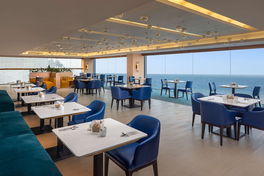 Radisson Hotel Colombo 49/62