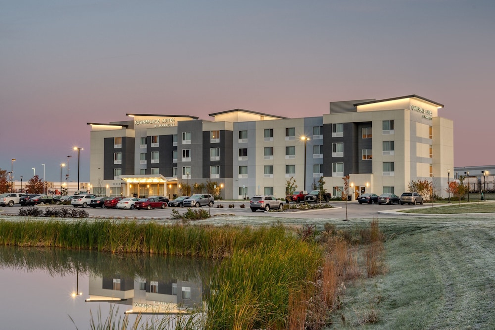 TownePlace Suites by Marriott Indianapolis Airport 1/63