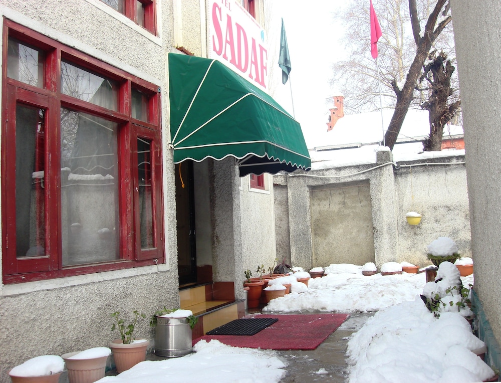 Hotel SADAF 45/45