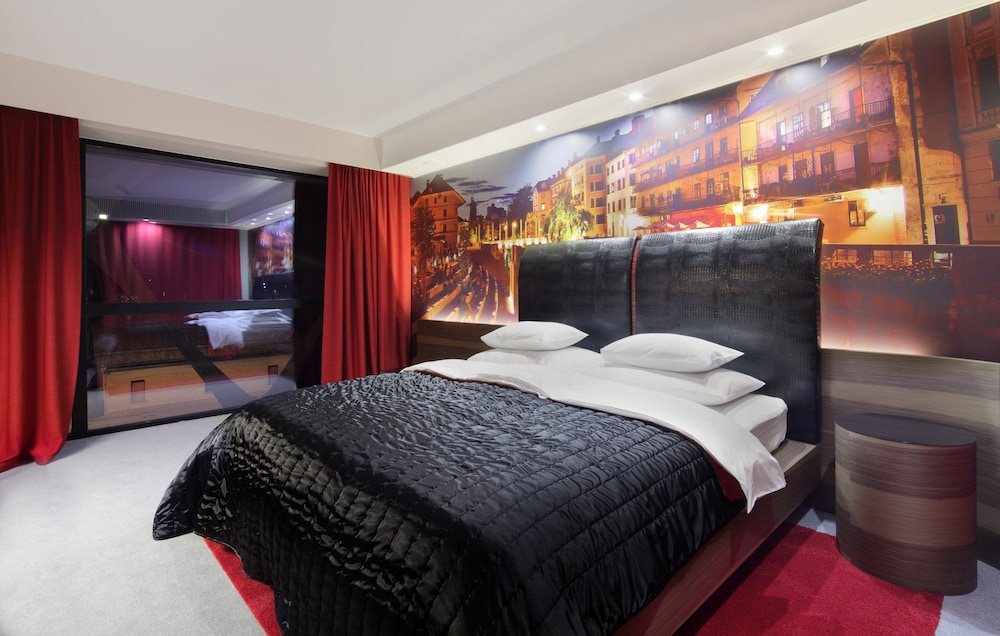 Hotel Nox 23/69