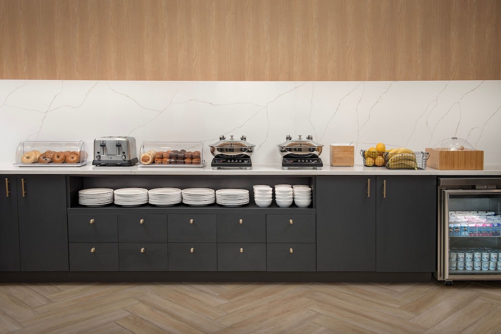 SpringHill Suites by Marriott Cincinnati Mason 2/37