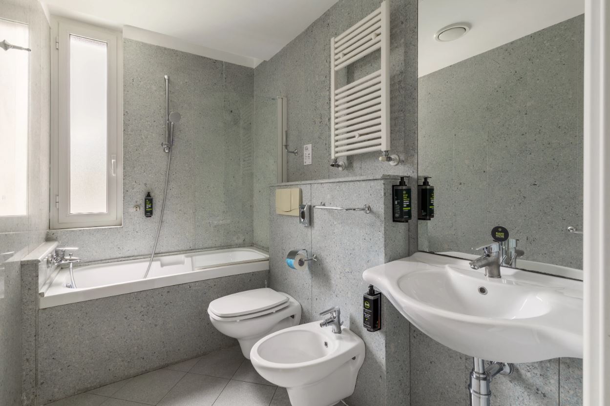 جناح جونيور، B&B Hotel Park Hotel Suisse Santa Margherita Ligure 2/3