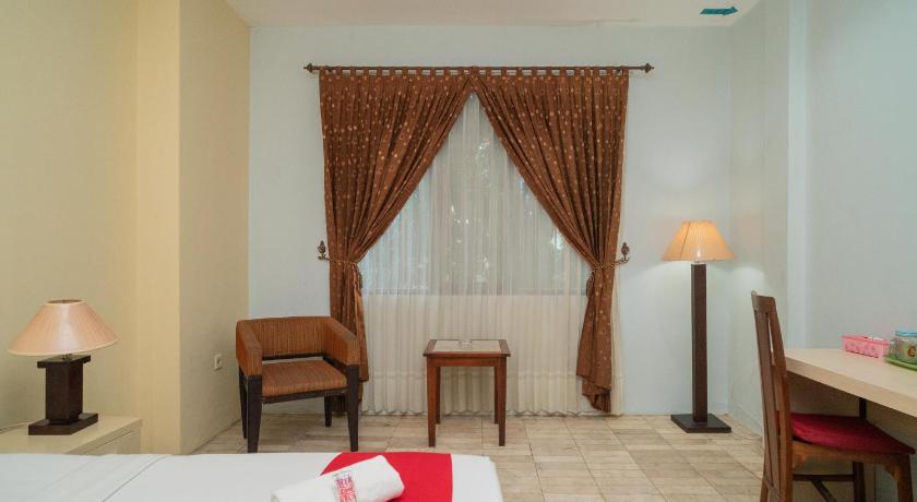 RedDoorz Plus near UIN Banjarmasin 36/52